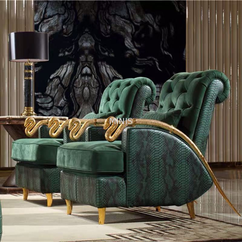 Salon de l'h&ocirc;tel/chambre &agrave; coucher chaise de loisirs dor&eacute;e de luxe