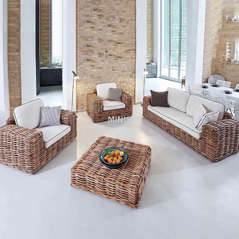 Muebles de interior o exterior, hermoso sof&aacute; de rat&aacute;n marr&oacute;n 